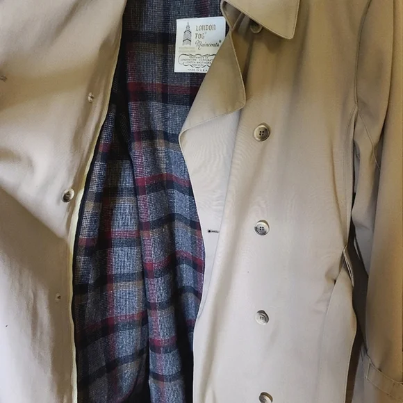 SOLD Vintage London Fog Plaid Lined Belted Trench Coat Size 10P - Picture 10 of 16